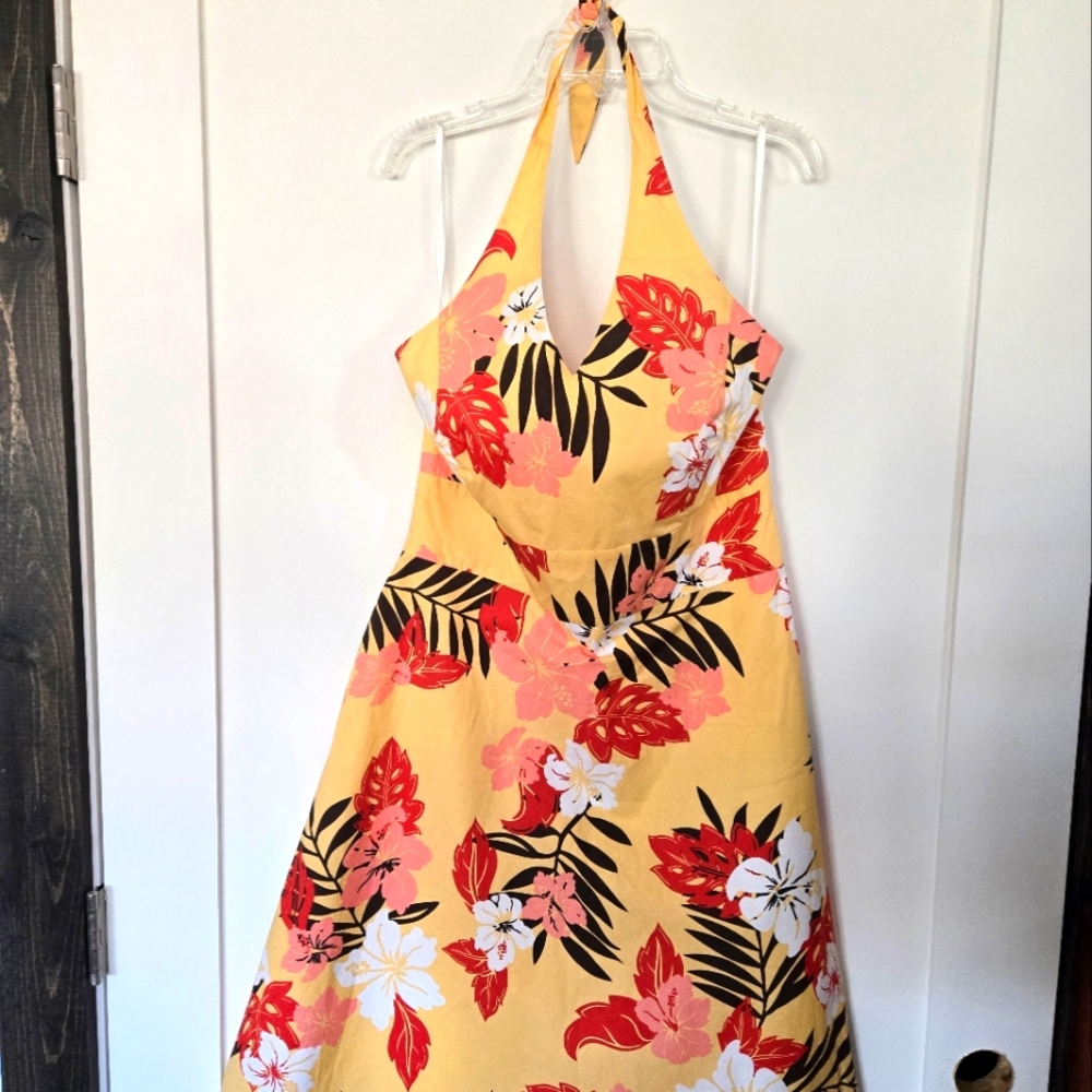 Ann Taylor Factory Store Neck Tie Halter Sun Dress Yellow and Red 100% Cotton